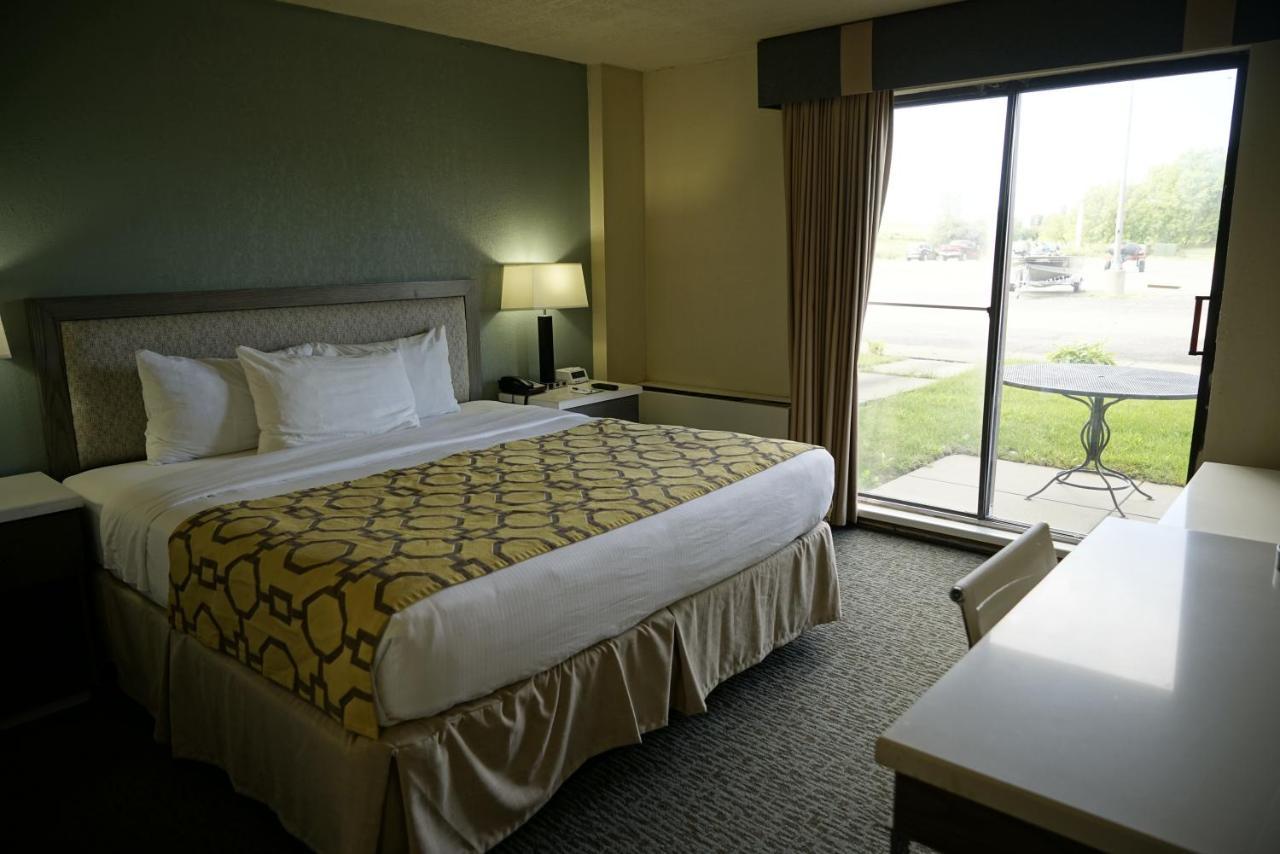 Baymont By Wyndham Shakopee Hotell Eksteriør bilde